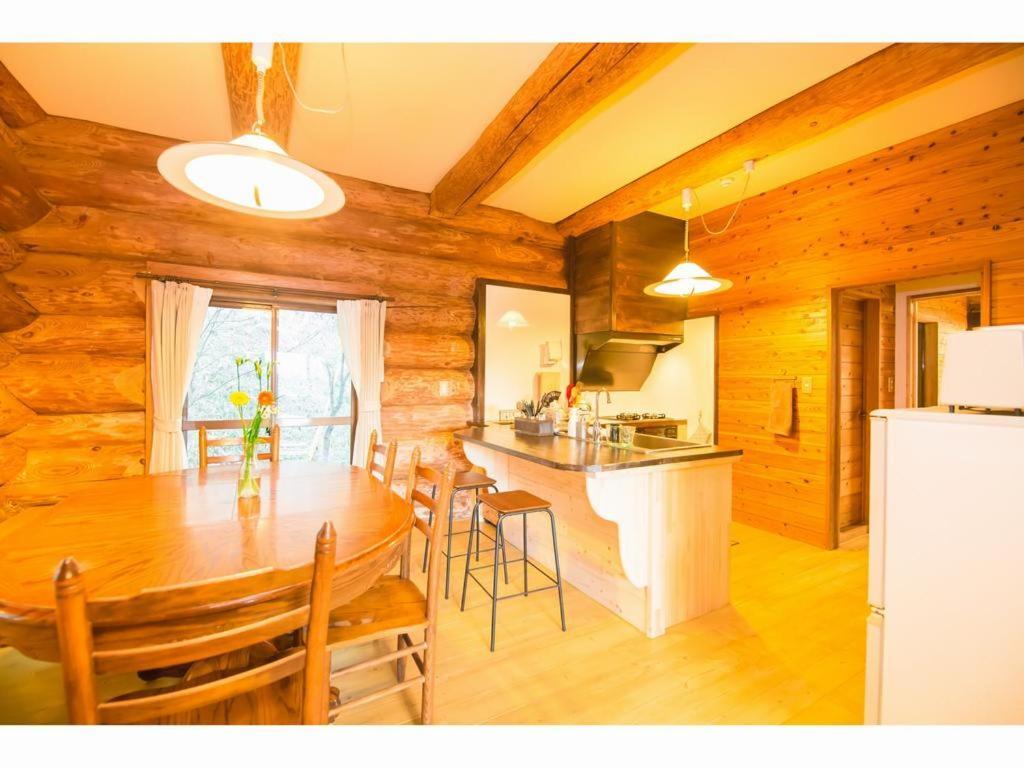 Yufuin Log House No Yado Tom Sawyer Hotel Kültér fotó